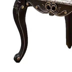 Table d'appoint Royal Hampton, bois de noyer foncé, détails sculptés, 71 cm