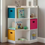 Meuble de rangement pour chambre d'enfant avec 6 casiers de rangement pour jouets et 3 étagères inclinées