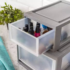 Organisateur de tiroirs de rangement compact empilable en plastique avec portes transparentes